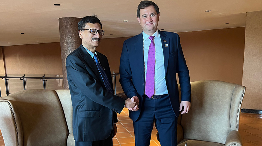 Md. Touhid Hossain und MAxim Ryschenkow. Foto: Außenministerium von Belarus Md. Touhid Hossain und MAxim Ryschenkow. Foto: Außenministerium von Belarus