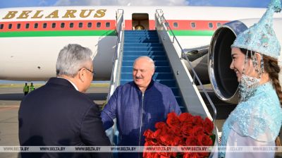 Lukaschenko trifft in Astana zum SOZ-Gipfel ein 
