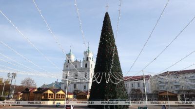 Grodno zum Neujahr geschmückt 