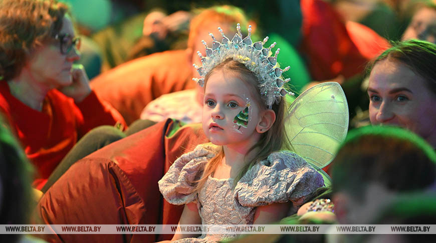 Kinderweihnachtsfeier des Nationalen Olympischen Komitees  