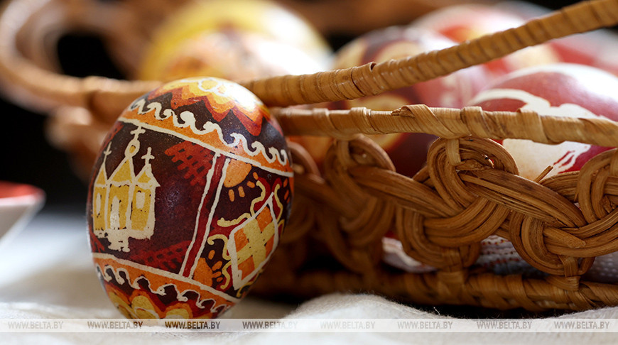 Traditionen der Ostermalerei blieben in den Regionen von Belarus erhalten