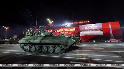 Generalprobe der Militärparade zum 80. Jahrestag des Sieges an der Stele „Minsk - Heldenstadt“