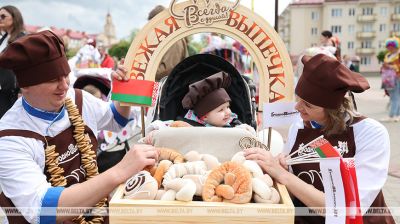 Traditionelle Kinderwagen-Parade fand in Grodno statt 