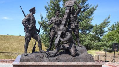 Denkmal für die sowjetischen Grenzer in der Festung Brest eingeweiht 