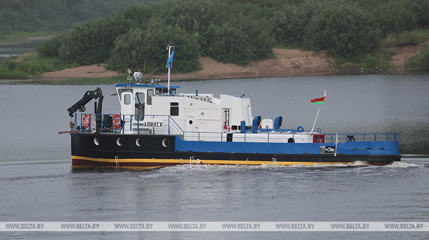 Flussmotorschiff in Witebsk 