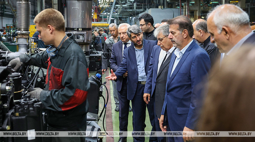 Iranische Parlamentsdelegation besuchte MAZ 