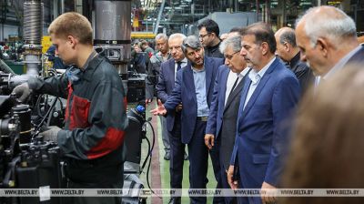 Iranische Parlamentsdelegation besuchte MAZ 