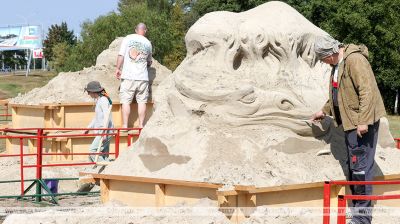 Das erste Sandskulpturenfestivals in Belarus wurde in Gomel eröffnet  