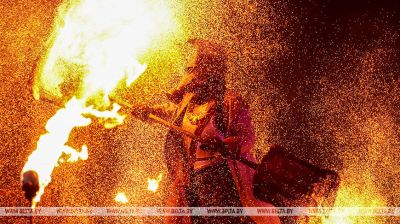 Feuerfestival Phoenix im Zentralen Botanischen Garten 