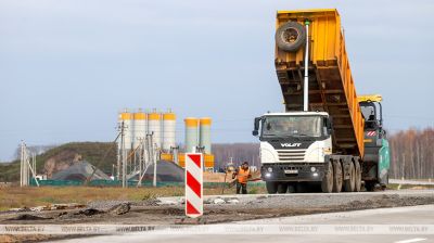 Rekonstruktion der Autostraße M10 