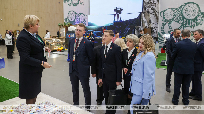 AVV-Delegierte besuchten die Ausstellung „Mein Belarus“