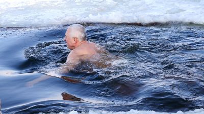 Gomeler Winterbader bereiten sich auf Wettkämpfe beim GUS-Cup vor 