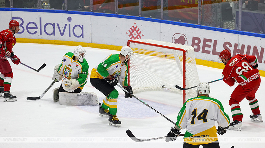 Eishockeymannschaft des Präsidenten besiegte die Auswahlmannschaft des Gebiets Gomel im Spiel der RHL