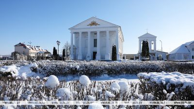 Die St.-Josef-Kirche in Woloschin ist eines der bekanntesten Baudenkmäler des Klassizismus in Belarus 