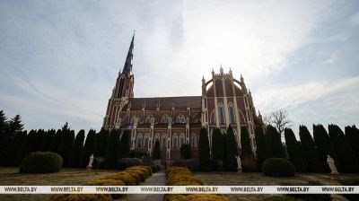 Katholische Dreifaltigkeitskirche im Dorf Gerwjaty (Kreis Ostrowez) 