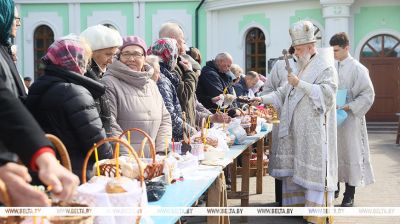 Speisenweihe an Ostern in Brest 