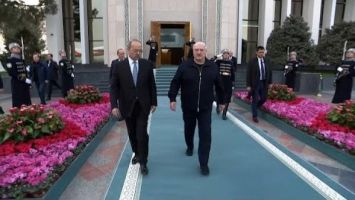 Lukaschenkos Usbekistan-Staatsbesuch ist zu Ende