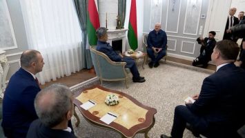Der Präsident von Belarus und der Sultan von Oman setzten ihre Gespräche fort