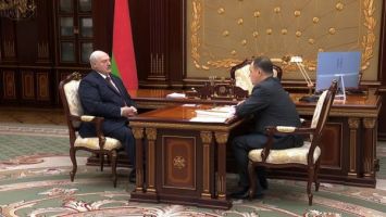 Wirtschaft, Außenhandel, Landwirtschaft und Personalfragen. Lukaschenko nimmt Bericht des Premierministers entgegen 