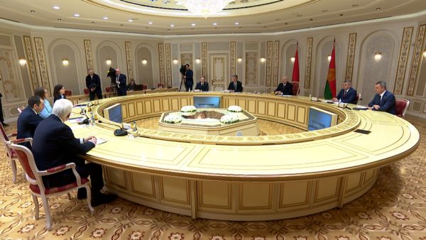 Lukaschenko: Belarus bereit zur Gründung von Joint Ventures mit dem Gebiet Murmansk