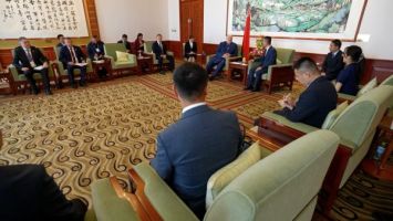 Lukaschenko bietet China den Bau von Gewächshauskomplexen in Belarus an