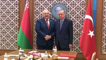 Am Rande des SOZ-Gipfels. Präsident Lukaschenko trifft sich mit Recep Tayyip Erdoğan  