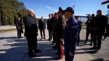 „Wir brauchen DOSAAF“ – Lukaschenko gibt Orientierung für Erhalt und Entwicklung der Gesellschaft