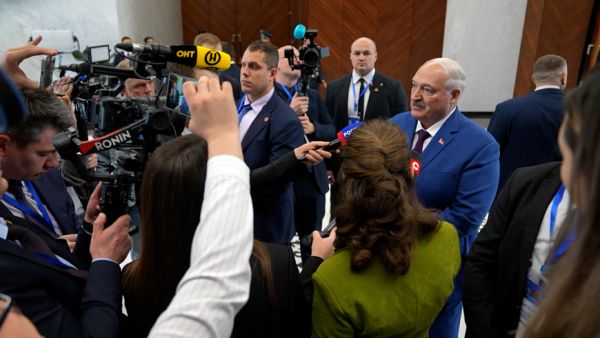 Lukaschenko glaubt „mehr denn je“, dass der Konflikt in der Ukraine kurz vor dem Ende steht