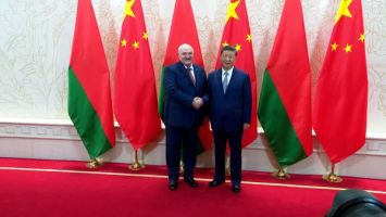 Alexander Lukaschenko und Xi Jinping treffen sich in Tianjin