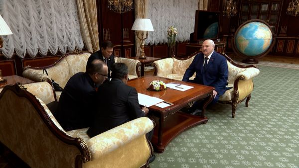 Lukaschenko sieht Möglichkeit, den Warenumsatz zwischen Belarus und Indien um ein Vielfaches zu steigern