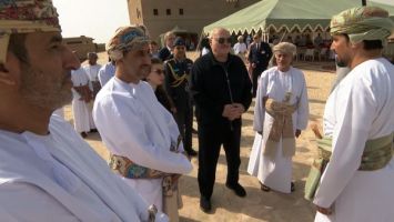 Lukaschenko besucht Hafen und FWZ „Sohar“ im Oman