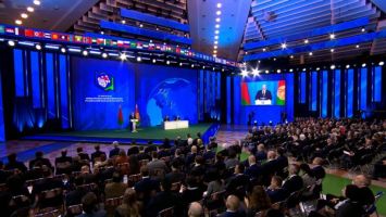 Lukaschenko legt Vorschläge von Belarus für Friedensagenda vor