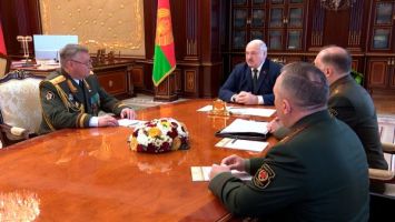 Lukaschenko ernennt Murawejko zum Chef des Generalstabs und Ersten Stellvertretenden Verteidigungsminister von Belarus
