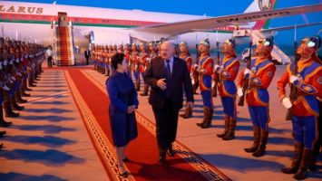 Zu Staatsbesuch in der Mongolei: Alexander Lukaschenko wird mit Ehren empfangen