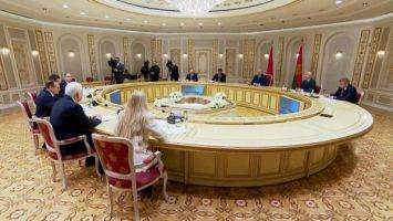 Lukaschenko: Die Zusammenarbeit zwischen Belarus und Mordwinien erfordert ehrgeizige und energische Handlungen