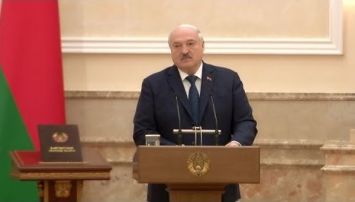 Lukaschenkos Rede zum 30. Jahrestag der Verfassung
