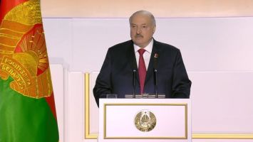 Lukaschenko: Worauf hoffen sie? Über ungehorsames Russland, China und die Ukraine 